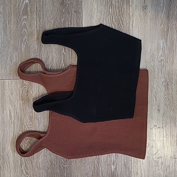 Babaton Sculpt Knit Square Neck Crop Tops Set of 2 - Picture 6 of 8